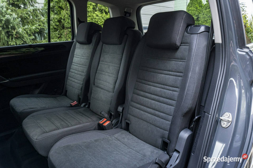 Volkswagen Touran Highline 15 TSI EVO 150 DSG lakier metallic łódzkie Łódź