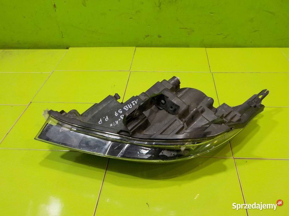 OPEL INSIGNIA A LIFT 17r lampa prawa przod Suków