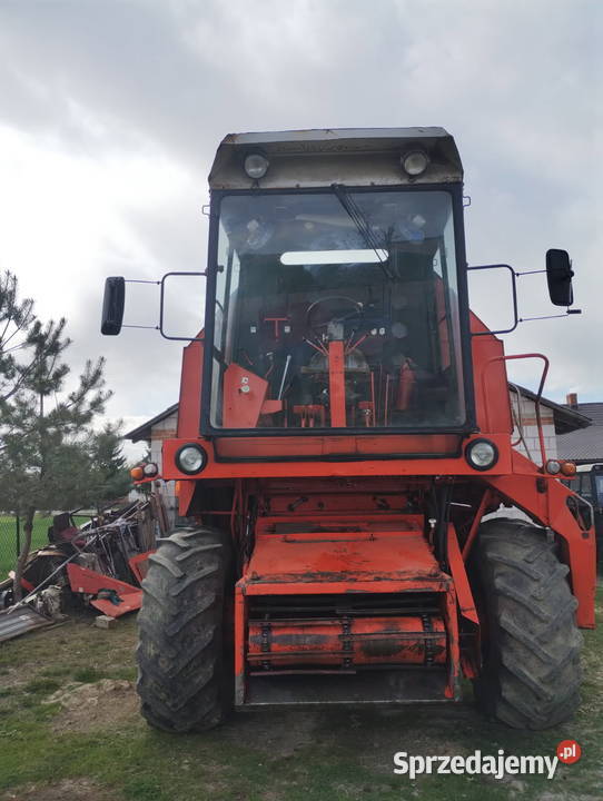 Kombajn Bizon Z058 nieuszkodzony Piaski