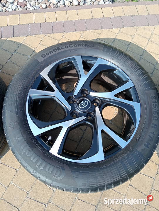 Toyota CHR roczne alufelgi koła 17 letnie Gostynin