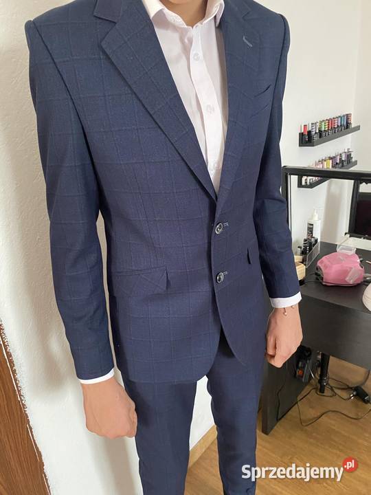 Garnitur marynarkaspodnie Ostrówiec sprzedam