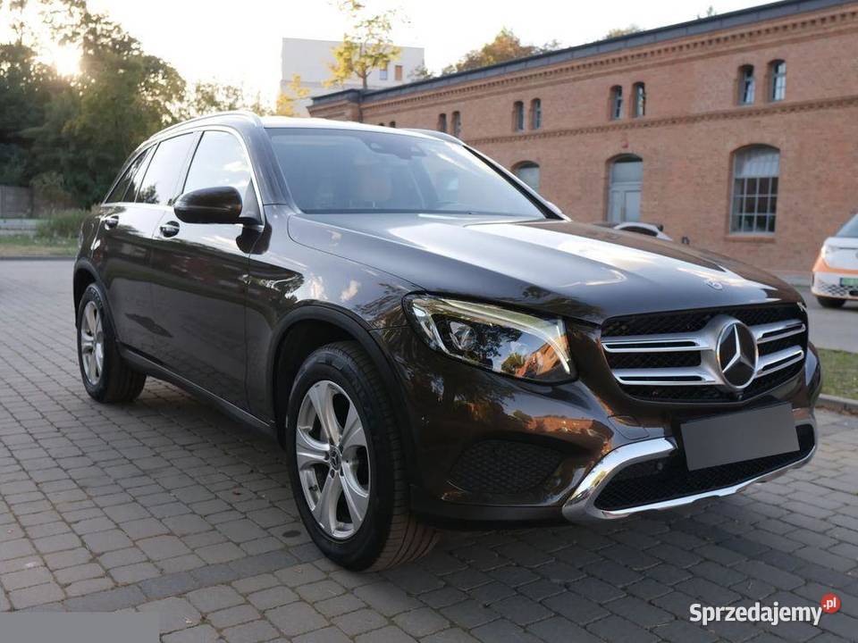 MercedesBenz GLC 220 d 4Matic 170 2017r nieuszkodzony Olsztyn sprzedam