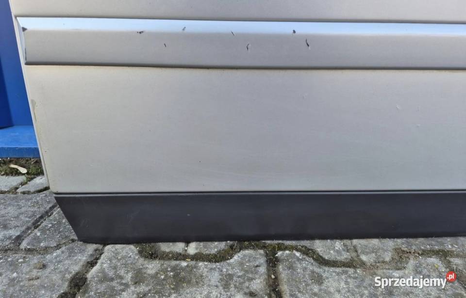 28 DRZWI TYŁ LEWY TYLNE LEWE AUDI A4 B6 KOMBI Działoszyce sprzedam