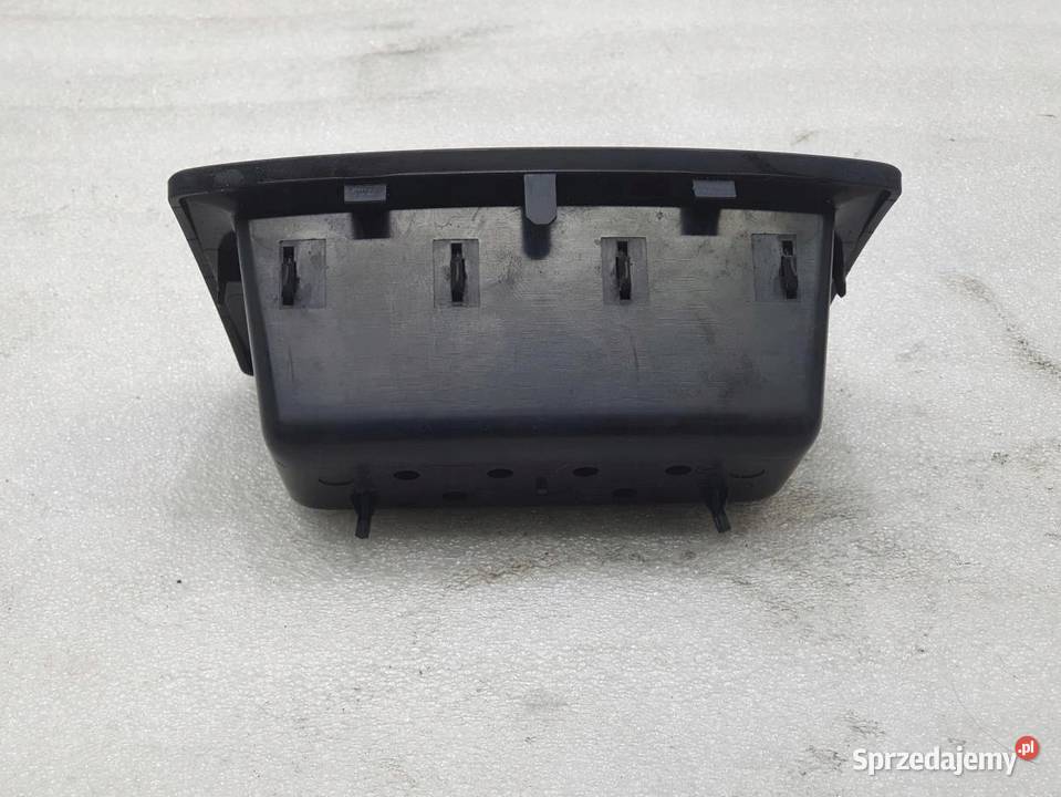 SCHOWEK TUNELU TYŁ BMW F20 16