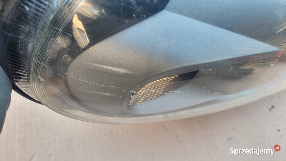 LAMPA REFLEKTOR PRAWY PRZÓD PUNTO EVO EUROPA 577 Ruda Śląska