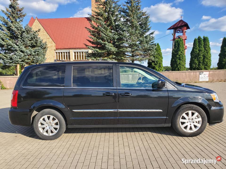 Chrysler Town and Country 2014 Rok produkcji 2014 podlaskie Łomża