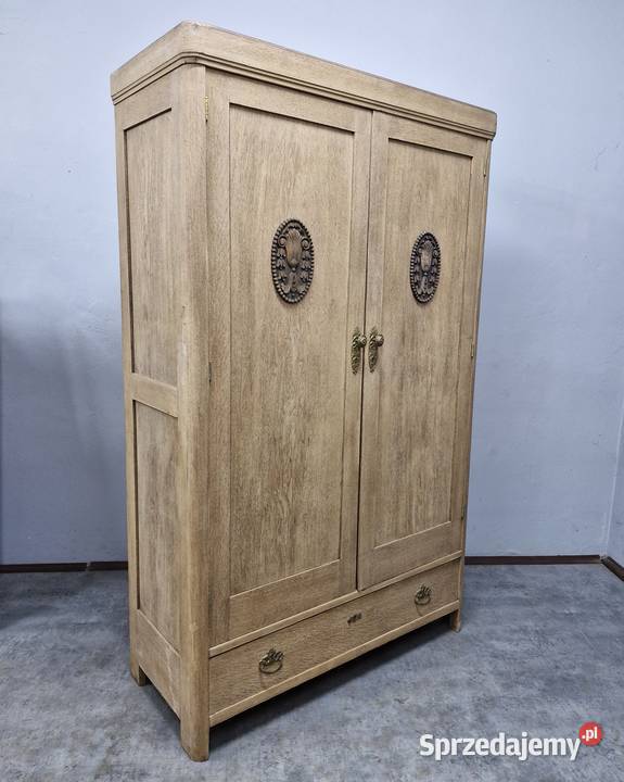 Dębowa Szafa Secesyjna AntykiMarki Marki