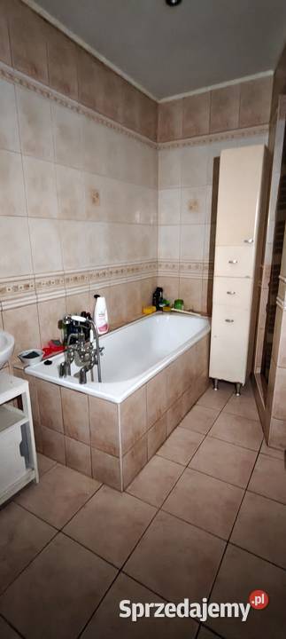 Sprzedam mieszkanie w zabytkowym pałacu 50.2m2 Jakuszów