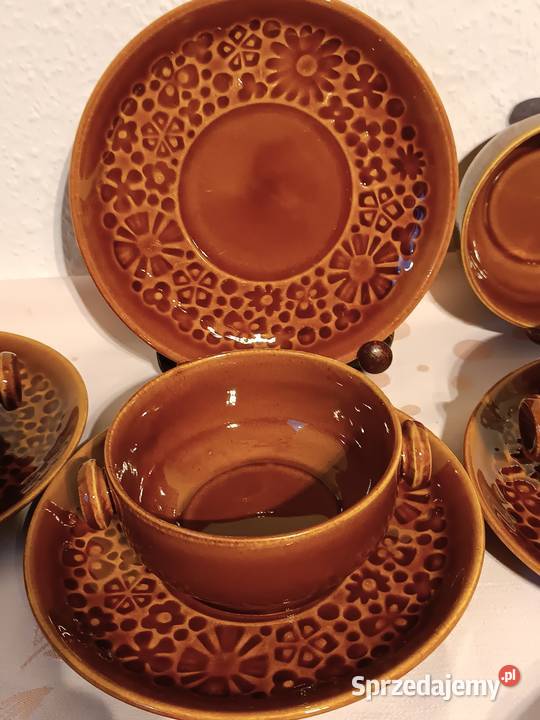 Miseczki bulionówki z talerzykami Rusalka Porcelana i szkło Gorlice