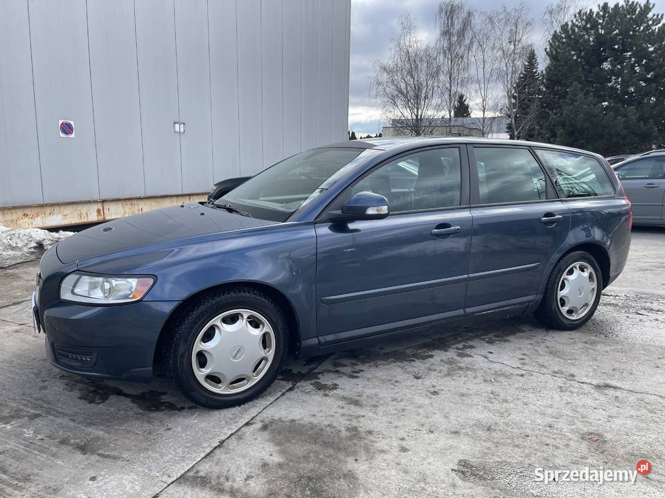 Sprzeda Volvo V50 20D 2010 136 przebieg 161 000 granatowy Motoryzacja Warszawa
