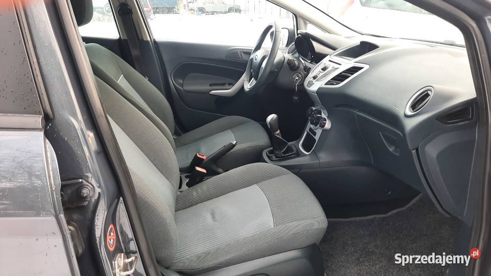 Ford Fiesta 125 Benzyna 2012 r Klima sprawna hak Fiesta lubelskie Kraśnik