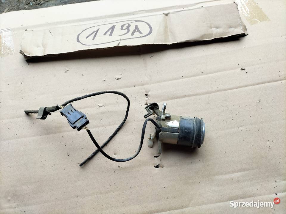 AUDI 80 B4 80B4 SEDAN WKŁADKA ZAMEK KLAPY Kamień-Kolonia