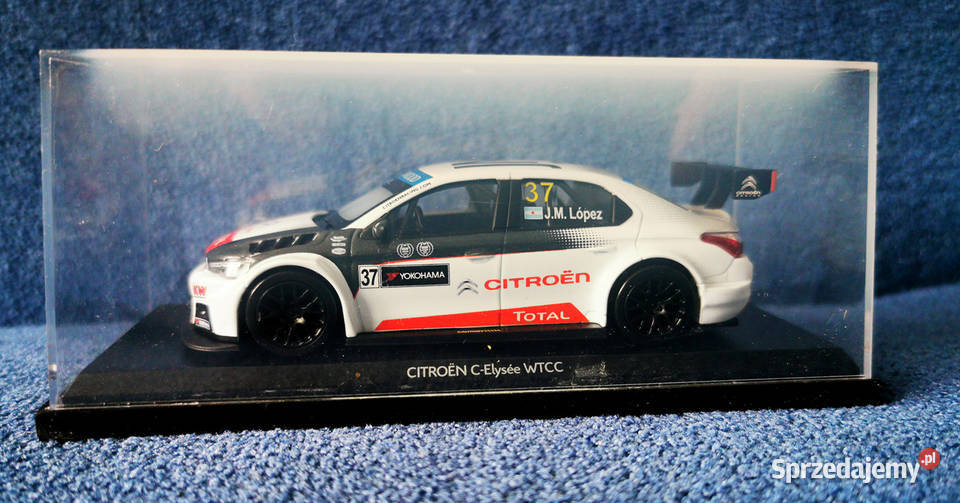 Kolekcjonerski model samochodu wyścigowego Samochody i pojazdy sprzedam