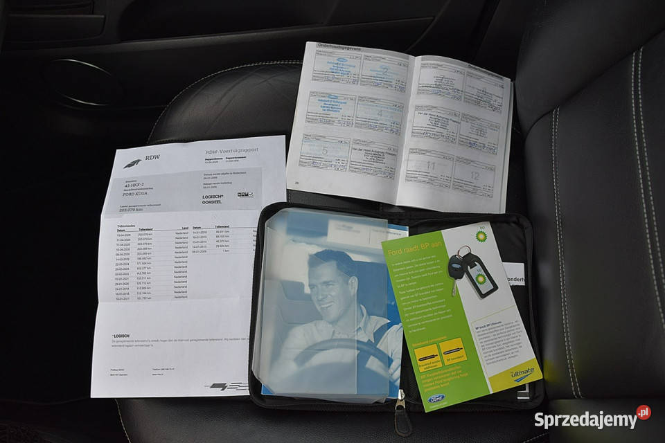 Ford Kuga 20TDCI Titanium 4X4 Skóra Navi przyciemniane szyby Nowe Kucice