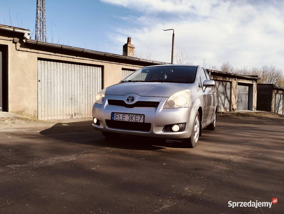 Corolla Verso 18 benzyna wersja 7 osób Łęczyca