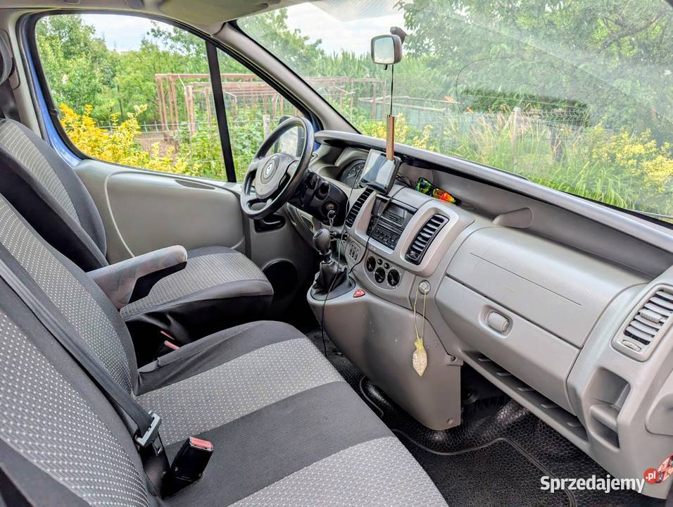 RENAULT TRAFIC II 20 DCI Passanger 115 w wersji Witkowo