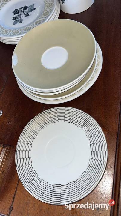 Serwis Wild Strawberry Z manufaktury Tuscan Made Porcelana i szkło Gdańsk sprzedam