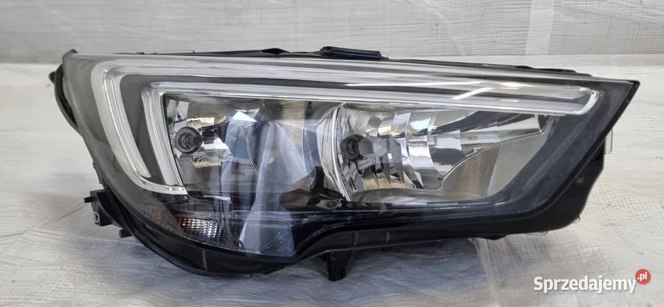 LAMPA REFLEKTOR PRAWY PRZÓD OPEL CROSSLAND X sprzedam