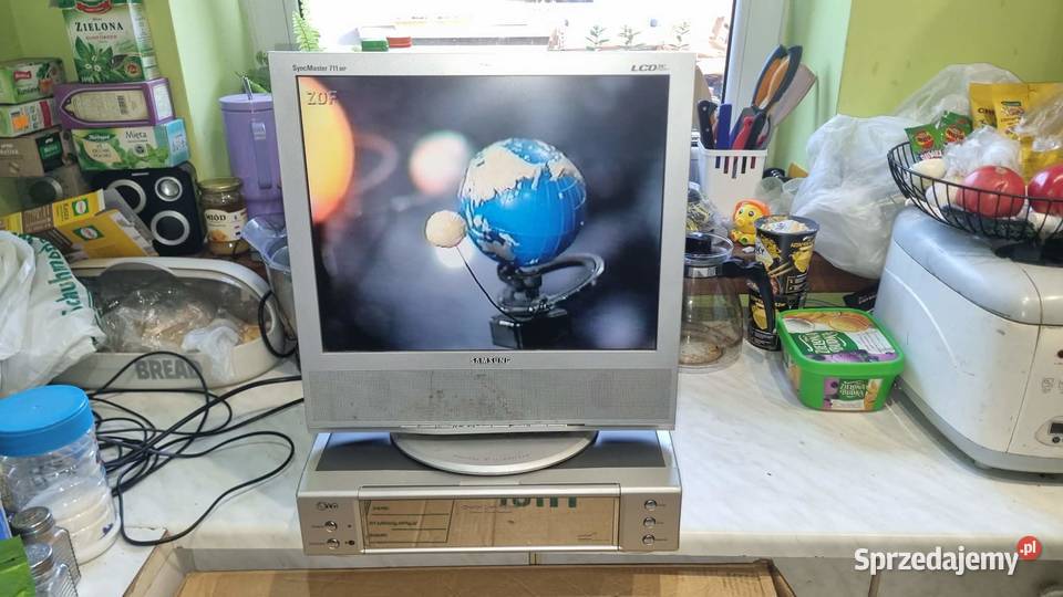 Magnetowid LG VHS VCR AH999P HIFI 6 HEAD Player łódzkie Warta sprzedam