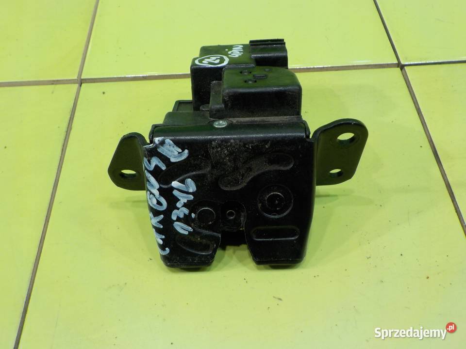 KIA CARENS IV 16 B 14r 5D zamek klapy tyl Suków sprzedam