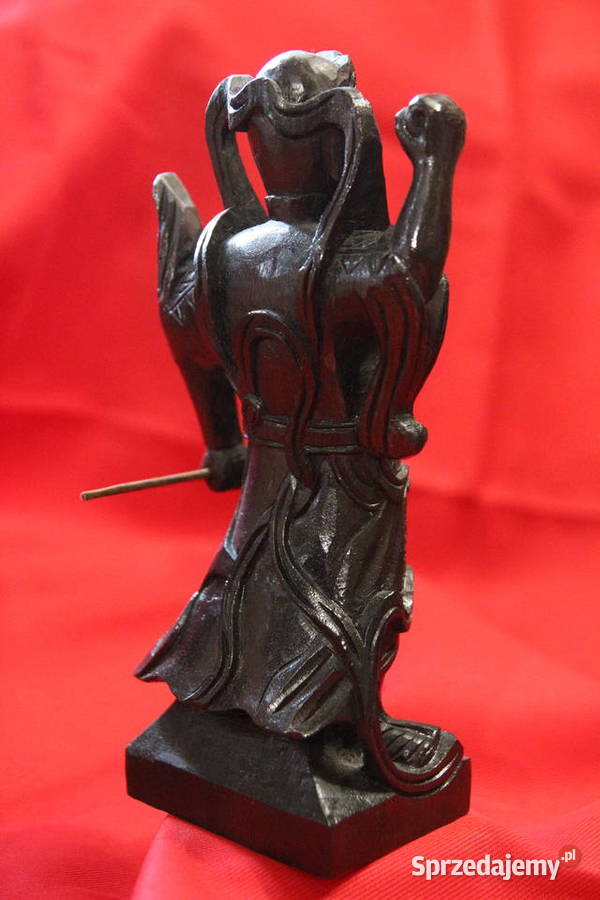 Wojownik Drewniana rzeźba Figura dalekowschodnia podlaskie Sokółka