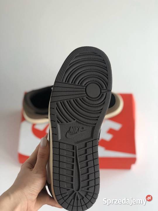 Buty Nike Air Jordan 1 Retro low x Travis Scott Warszawa