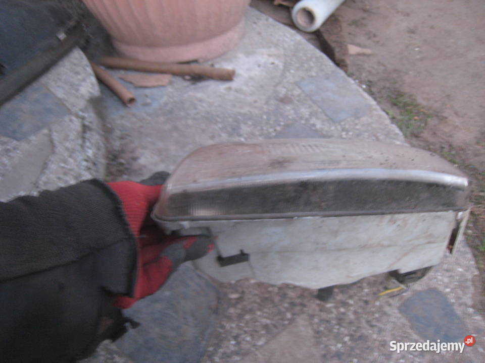 Lampa przednia lewa H4 Fiat Punto I 9399 Części samochodowe małopolskie Kraków