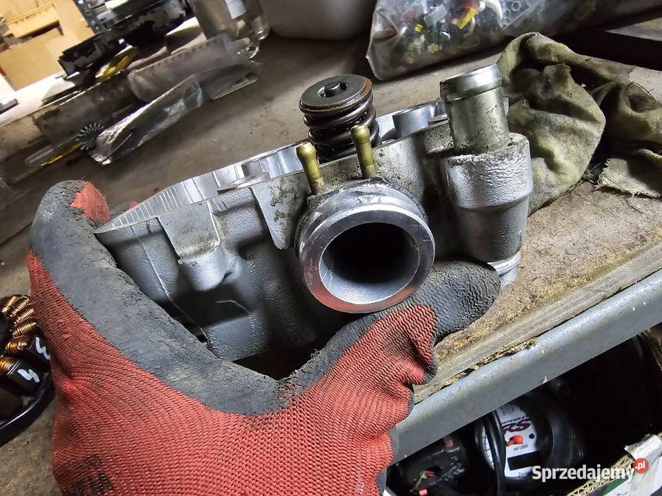 Honda CBR 125 jc34 głowica zawór zawory sprężyna Jelenia Góra