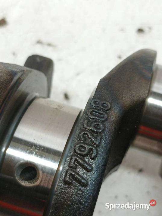 WAŁ KORBOWY 7792508 M57N2 306D3 30 D M57 Bmw Blok silnika