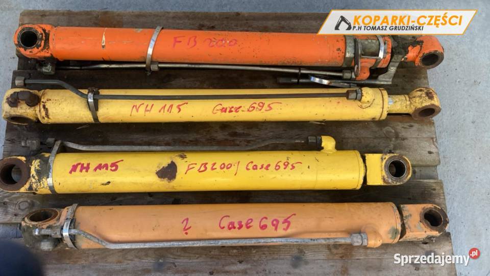 Siłownik ramienia przedniego Holland LB 115 CASE pomorskie Kosakowo