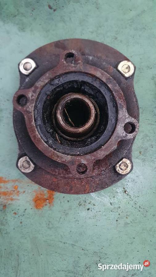 Zwrotnica piasta osi wartburg 353 Rok produkcji 1990 Warszawa