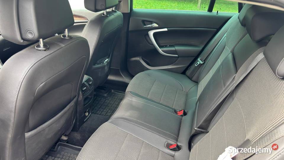 Opel Insignia 20 CDTI Kombi 2011 Uszkodzony diesel Wrocław sprzedam