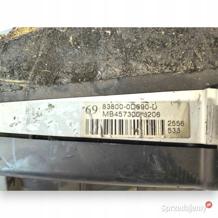 LICZNIK ZEGARY 838000D690D Toyota Yaris II 14 osobowe lubelskie sprzedam