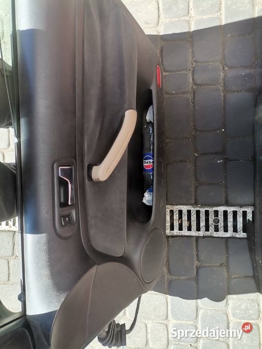 VW BORA DRZWI PRAWY PRZÓD LC6M małopolskie