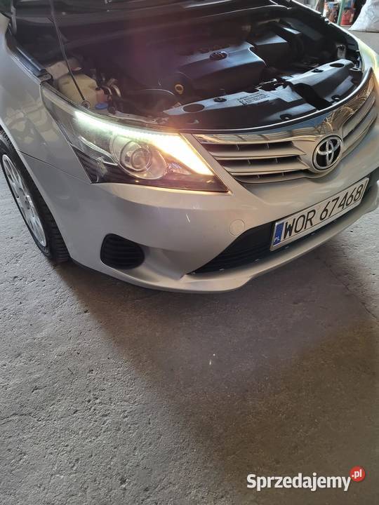 Toyota Avensis T27 D4D 2015 aluminiowe felgi Samochody osobowe