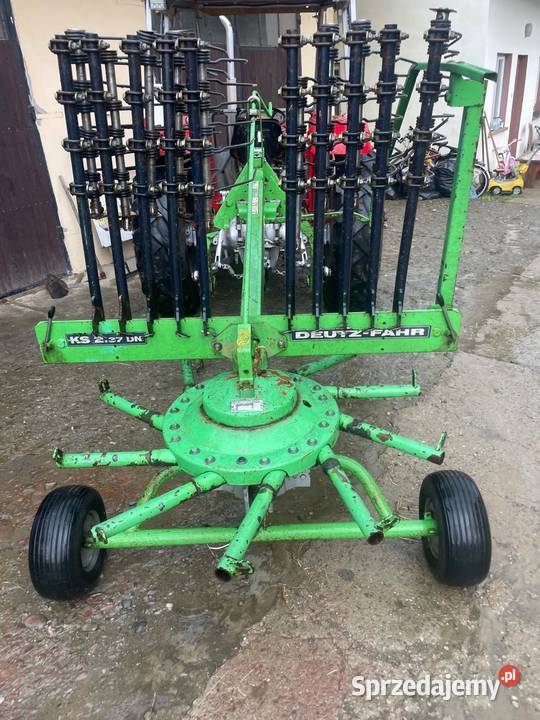 Zgrabiarka karuzelowa Deutz Fahr KS 237 DN