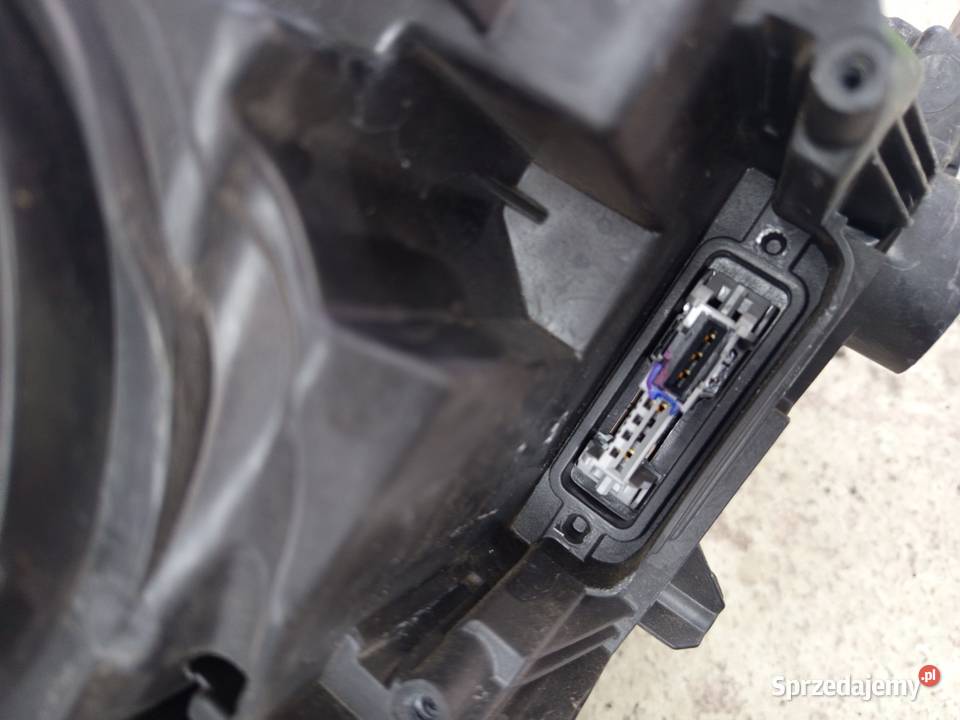 Reflektor lewy Ford Kuga bi Xenon orginalny Rzeszów