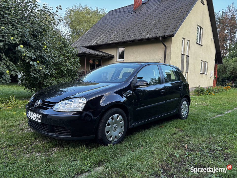 Volkswagen Golf V 19 TDI 90 157k przebieg światła przeciwmgielne świętokrzyskie Kielce