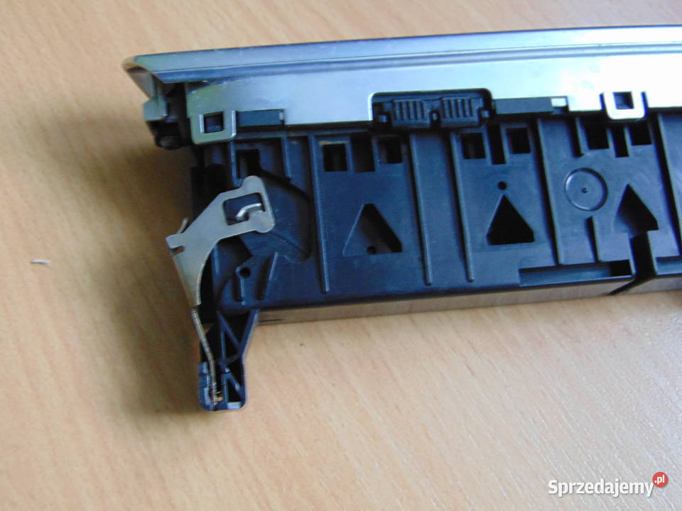 PRZEŁĄCZNIK PANEL PRZYCISKÓW AUDI Q2 81A925301J