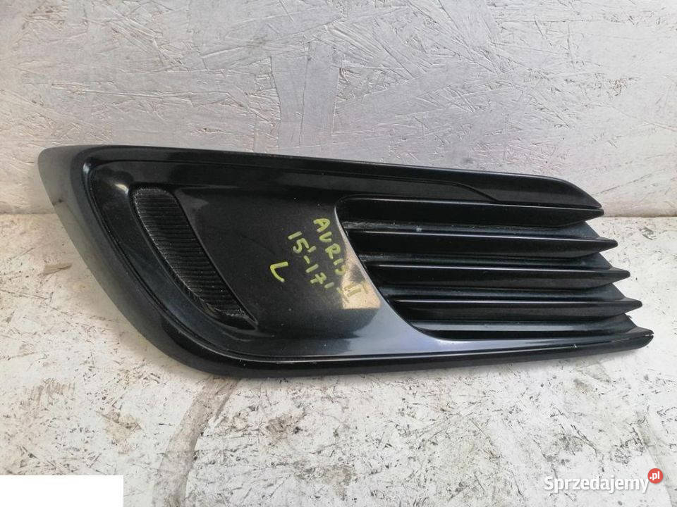 Toyota Auris II ramka zderzaka przód lewa sprzedam