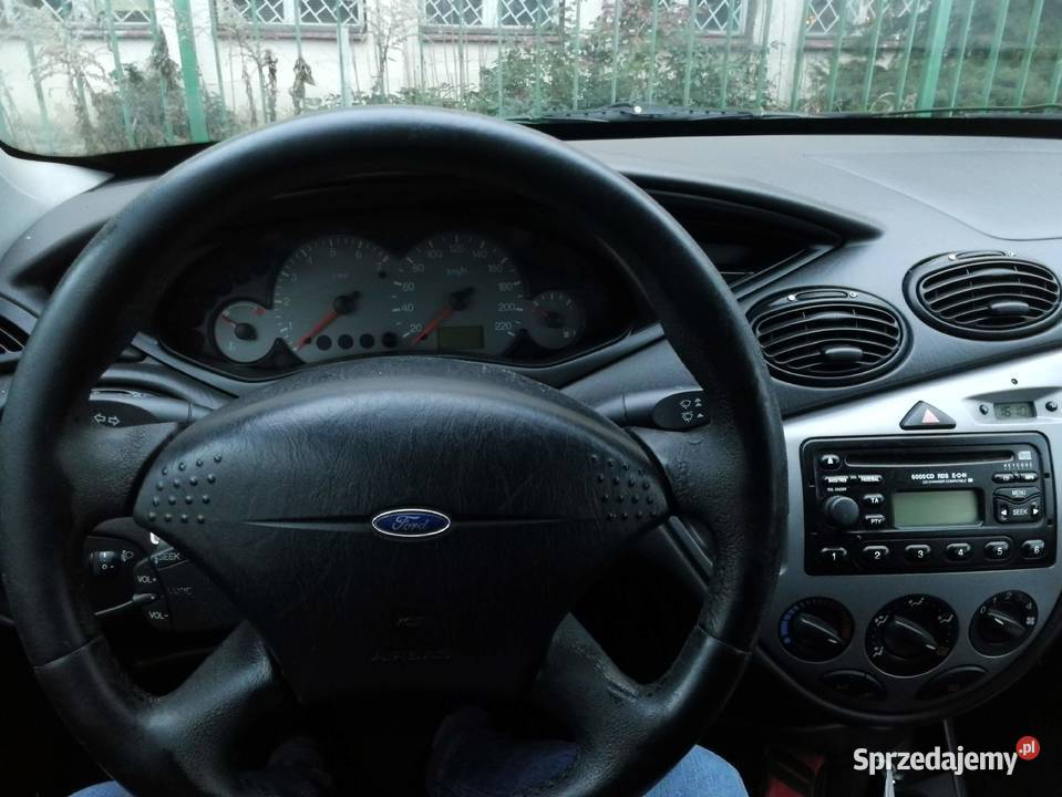 Ford Focus MK1 16 opłacony OC i PT Poznań