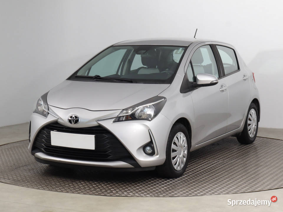 Toyota Yaris 15 Dual VVTi klimatyzacja Yaris Bielany Wrocławskie