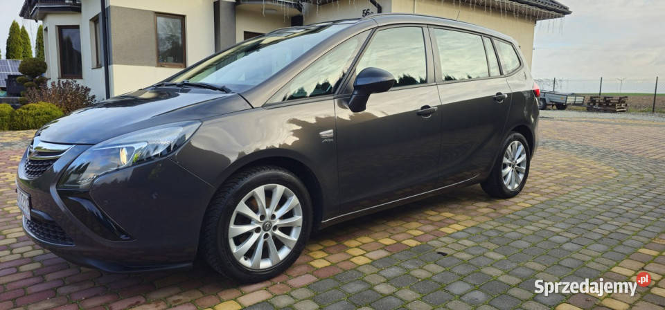 Opel Zafira 14 140 bezwypadkowy C 2011 Jastrzębie