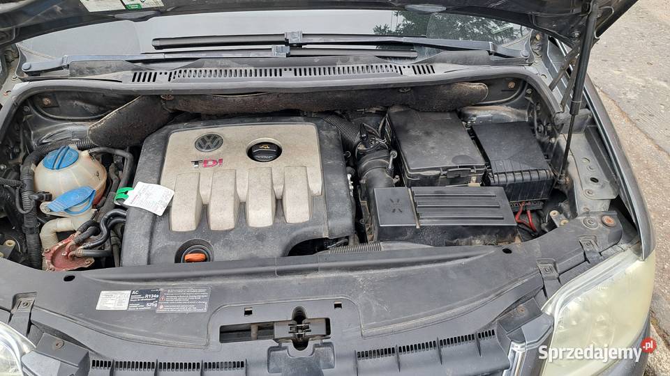 Volkswagen Touran 20 TDI 136 Manual hak Malbork
