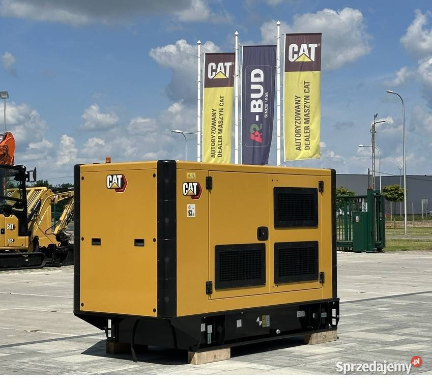 NOWY AGREGAT CATERPILLAR DE88E0