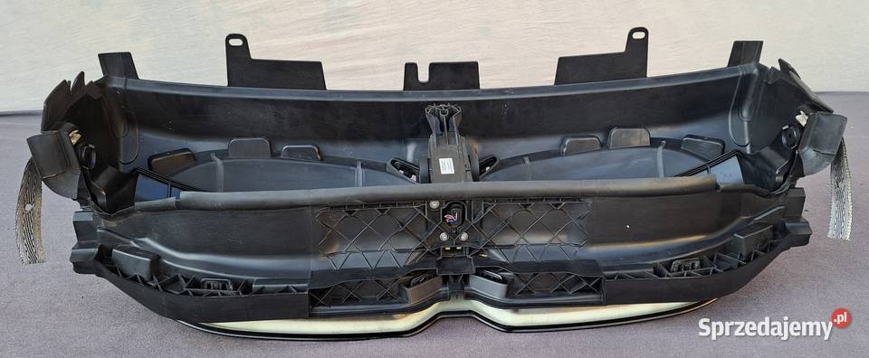 Grill atrapa kierownica powietrza BMW Seria 1 dolnośląskie Mielęcin