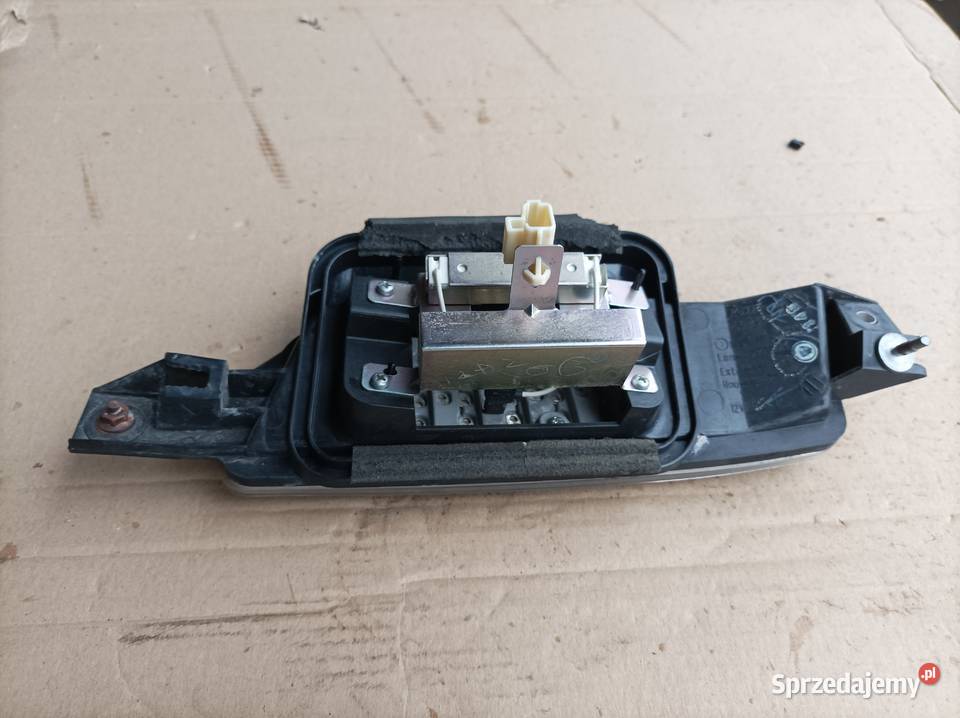 SUBARU LEGACY OUTBACK lampa tył w klapę 23620794 osobowe Otwock