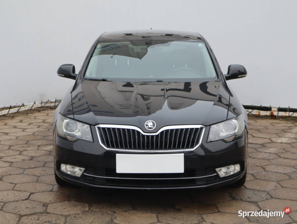 Skoda Superb 20 TDI wielofunkcyjna kierownica Łódź