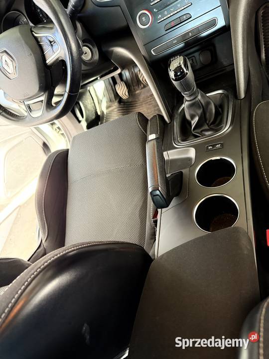 Renault Megane IV biała