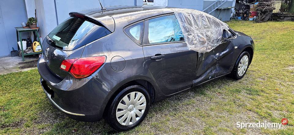 Opel Astra 14 benzyna 101 grafitowy śląskie